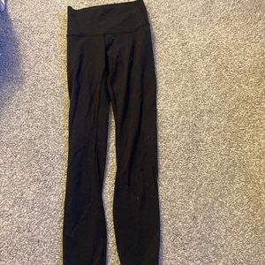 Black Lululemon align leggings